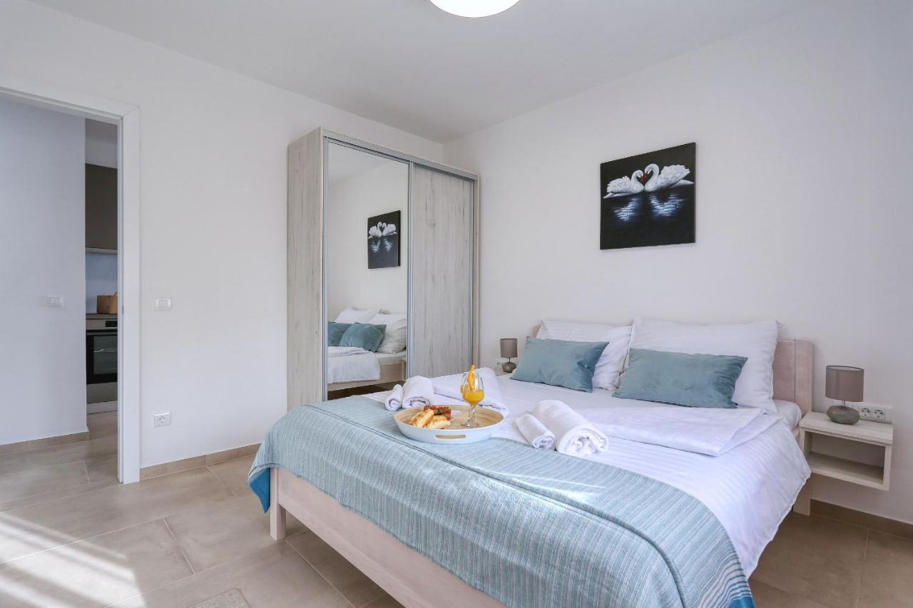 Apartments Bonaca With Jacuzzi Privlaka  Exterior foto