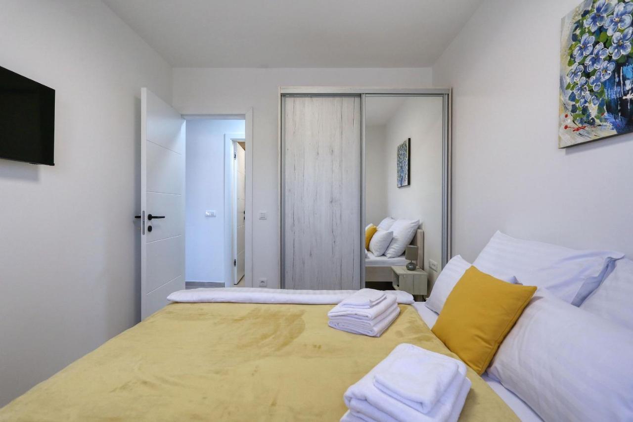 Apartments Bonaca With Jacuzzi Privlaka  Exterior foto