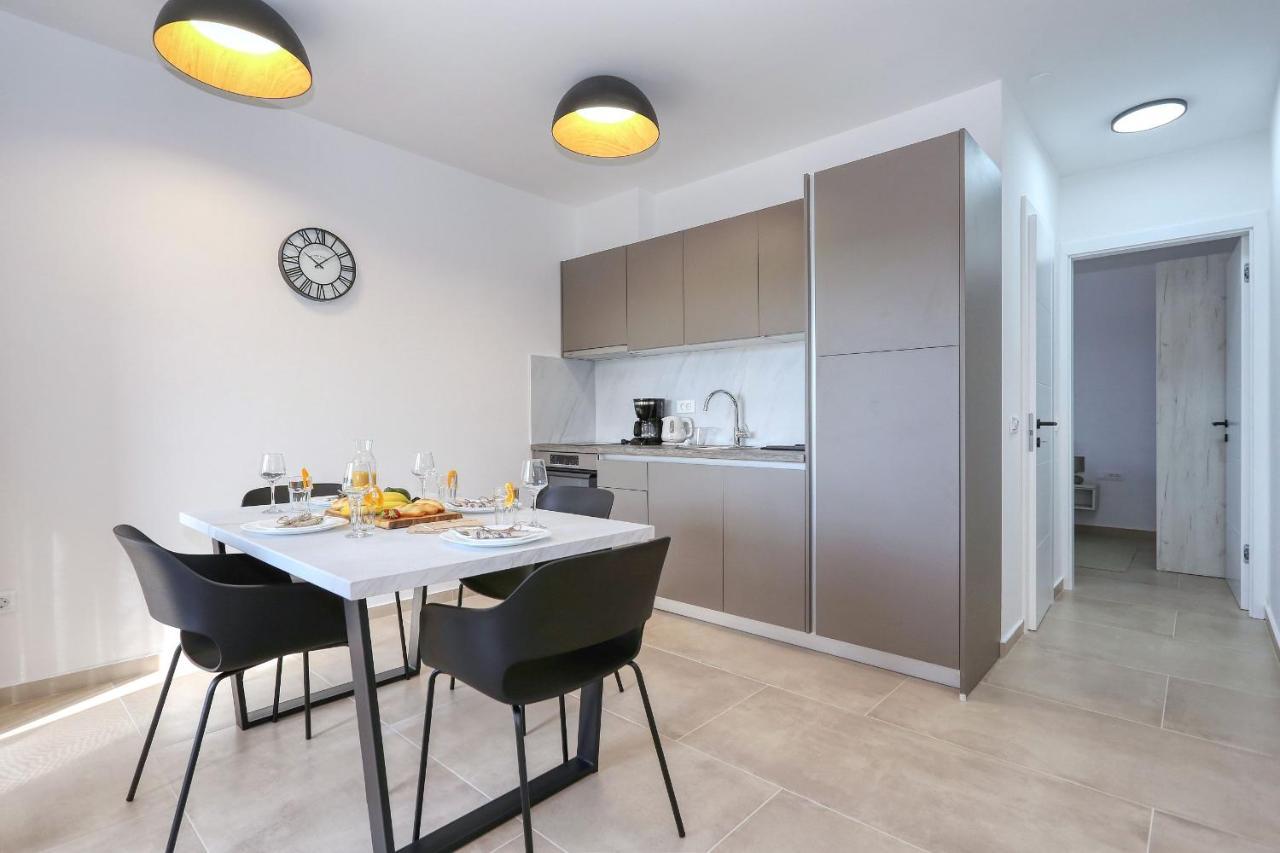 Apartments Bonaca With Jacuzzi Privlaka  Exterior foto